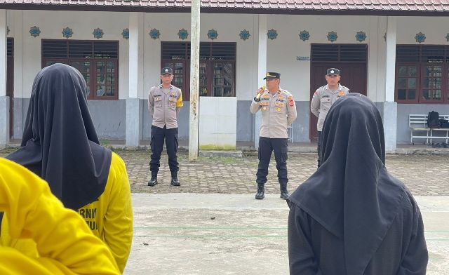 Sosialisasi Operasi Patuh Seulawah 2025, Kapolsek Simpang Jernih Sasar Pelajar