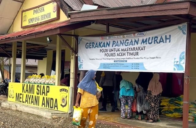 GPM Polsek Simpang Jernih, Kurang Dari Tiga Jam Empat Ton Beras SPHP Ludes Diborong Warga