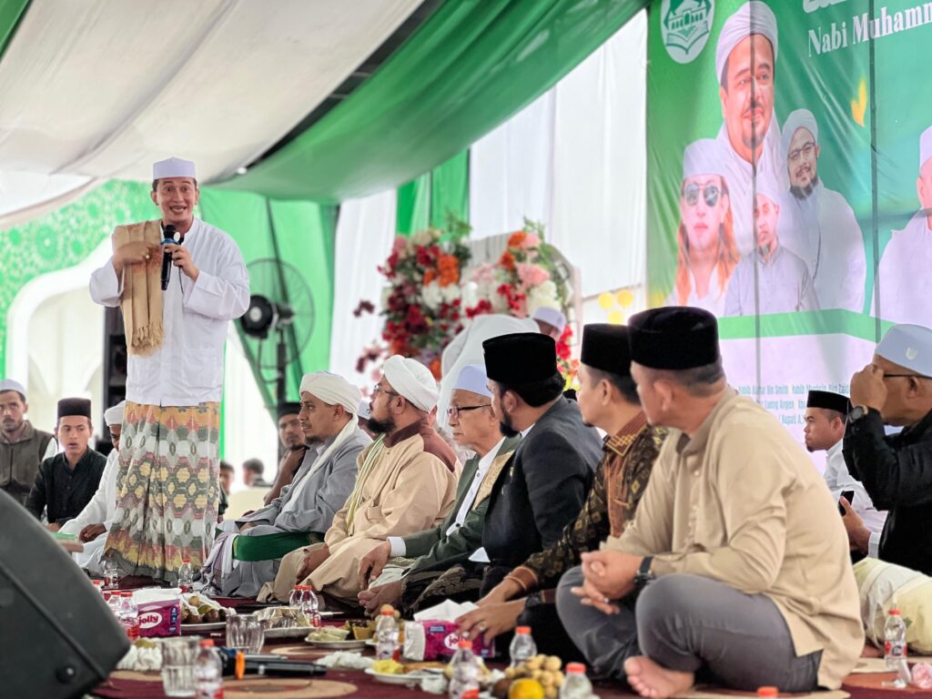 Habib Bahar Isi Tausiah Maulid Nabi dan Haul Habib Muhammad Bin Al Attas di Simpanh Ulim