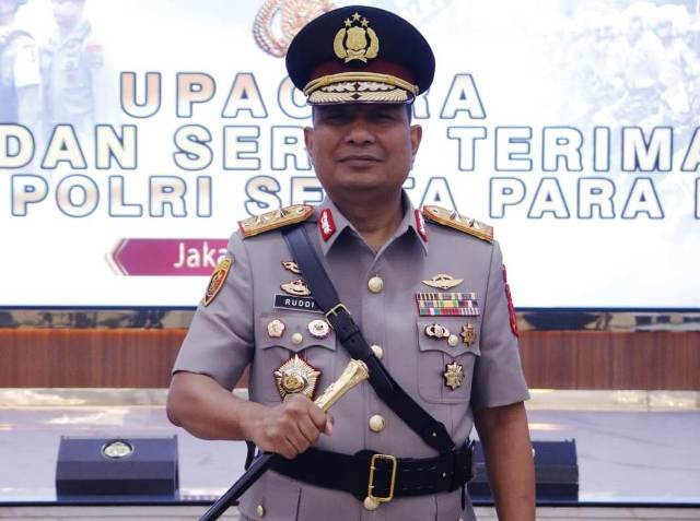 Kapolri Lantik Irjen Pol. Ruddi Setiawan sebagai Kapolda Aceh