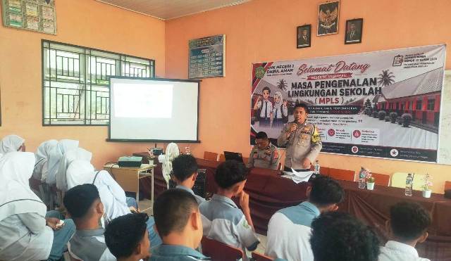Lewat Sosialisasi, Polsek Darul Aman Perkuat Benteng Pelajar dari Narkoba dan Bullying