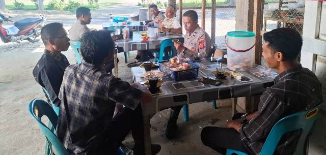 Melalui Saweu Keude Kopi, Polsek Idi Tunong Bangun Kepercayaan Warga demi Menjaga Kamtibmas