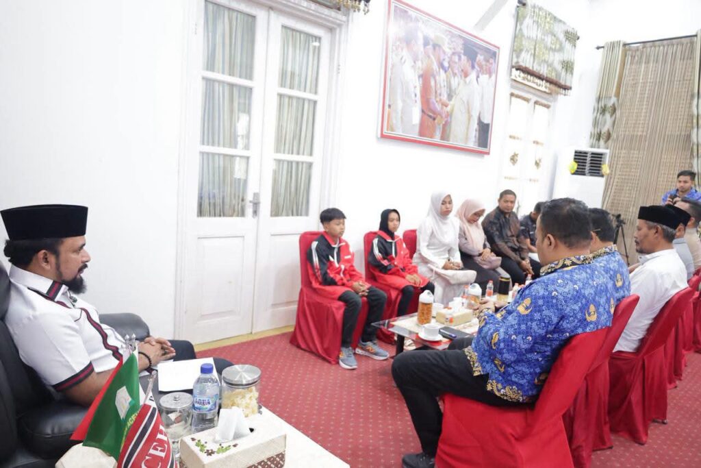 Dua Pelajar Aceh Timur Wakili Aceh di O2SN Nasional, Bupati Al-Farlaky Beri Dukungan dan Janjikan Reward