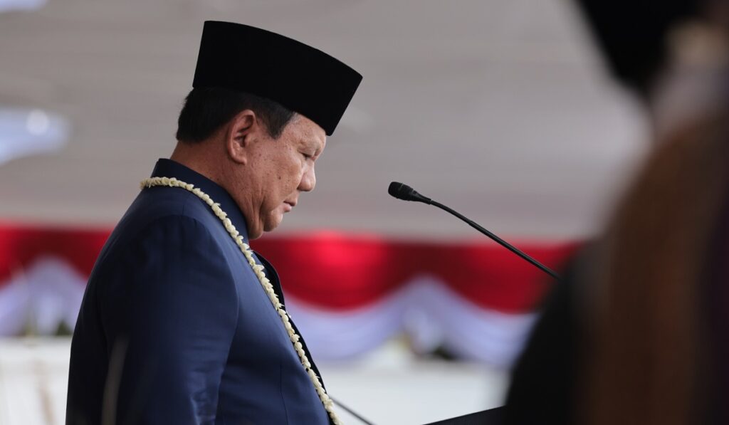 Upacara HUT ke-81 RI Khidmat, Prabowo Ajak Seluruh Peserta Berdoa untuk Korban Bencana
