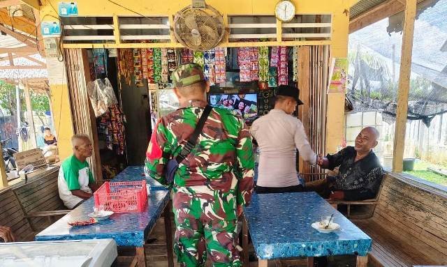 Patroli Gabungan Polsek Darul Aman dan Koramil 06 Perkuat Keamanan Wilayah