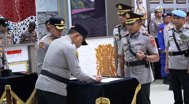 Tongkat Komando Polres Aceh Timur Beralih ke AKBP Aris Cai Dwi Susanto